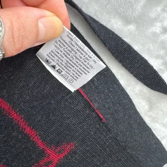 Krimson Klover Poncho Womens S/M Red Black Wool Cowl Neck Skier Graphic (1429) - Picture 5 of 11